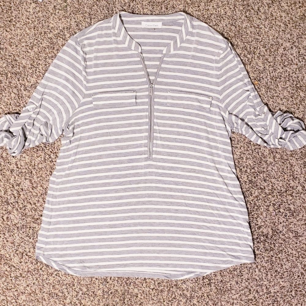 Calvin Klein | Gray & White Striped Tee